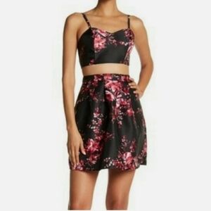 Size 9 short/cocktail homecoming dress with faux two piece look; black/red/pink